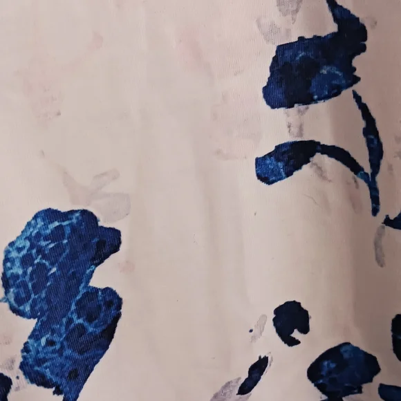 Woman's Cold Shoulder Top with Lace Detail - Picture 8 of 8